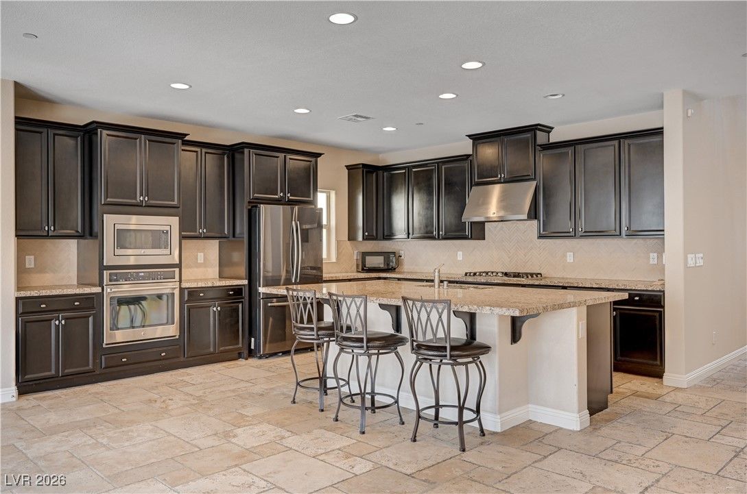 929 Pomander Point Place — photo 3 of 60
