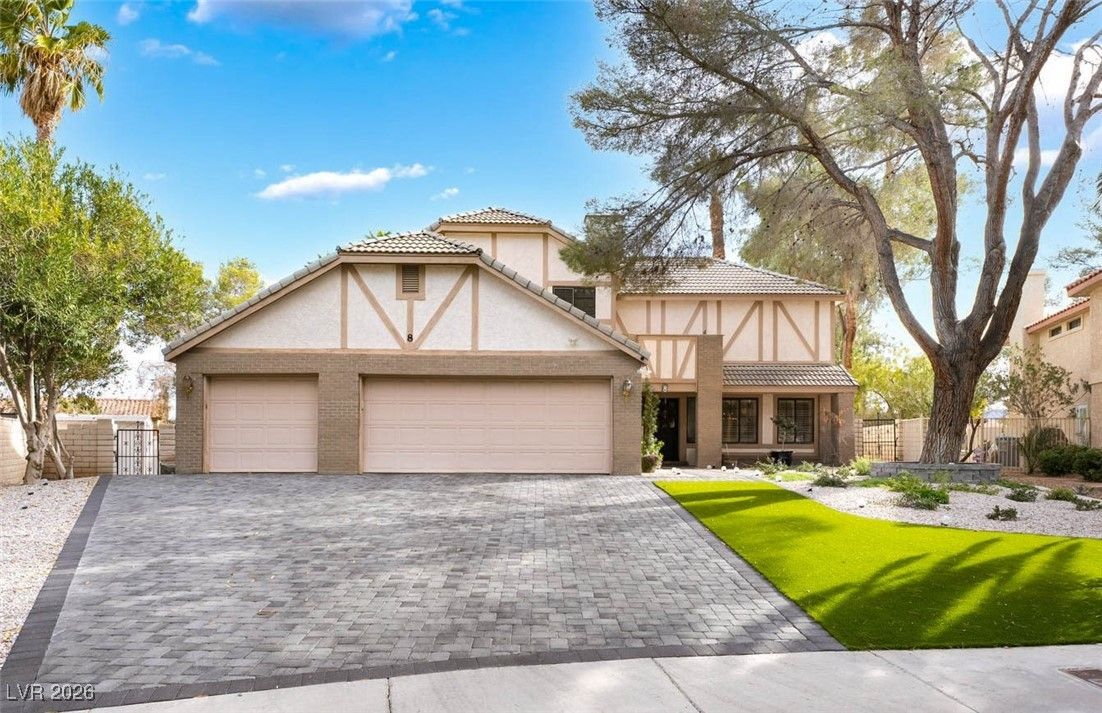 8 Hummingbird Lane — photo 2
