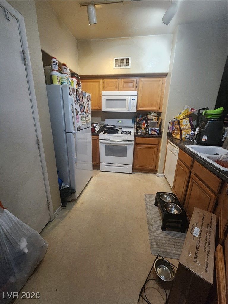 10245 South Maryland Parkway 1222 — photo 5 of 10
