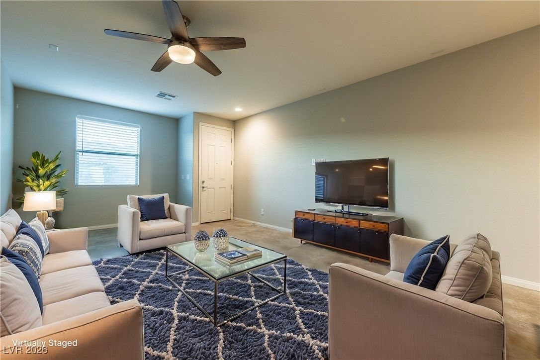 2664 Chinaberry Hill Street — photo 2 of 36