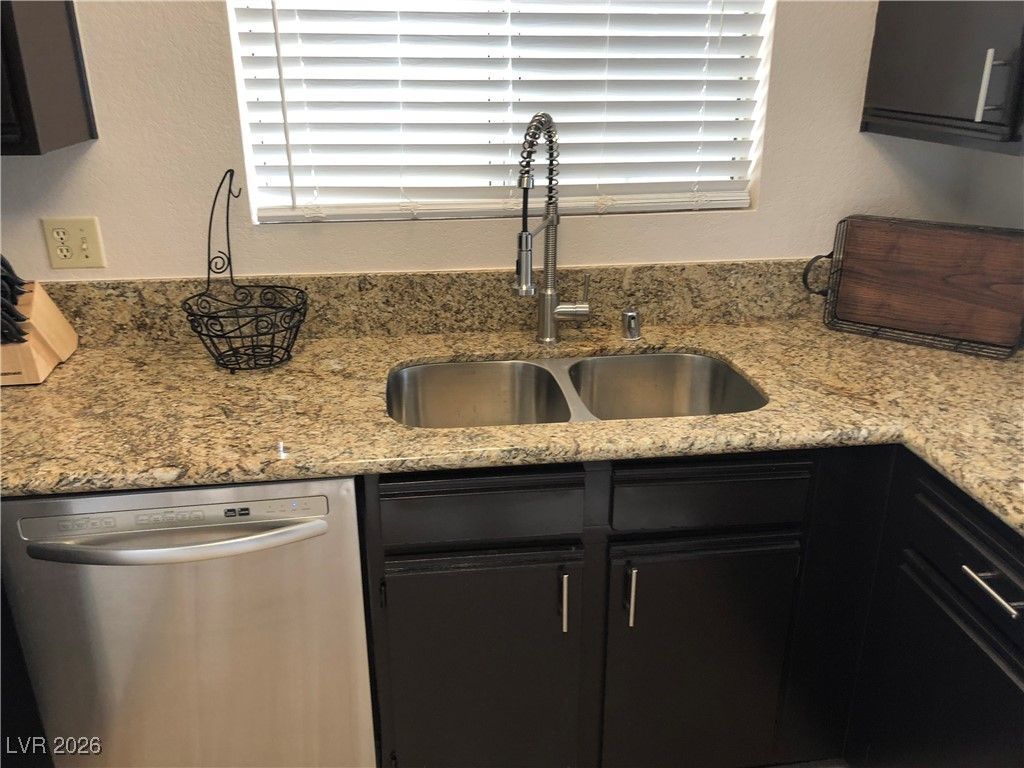 2200 South FORT APACHE Road 2199 — photo 4 of 26