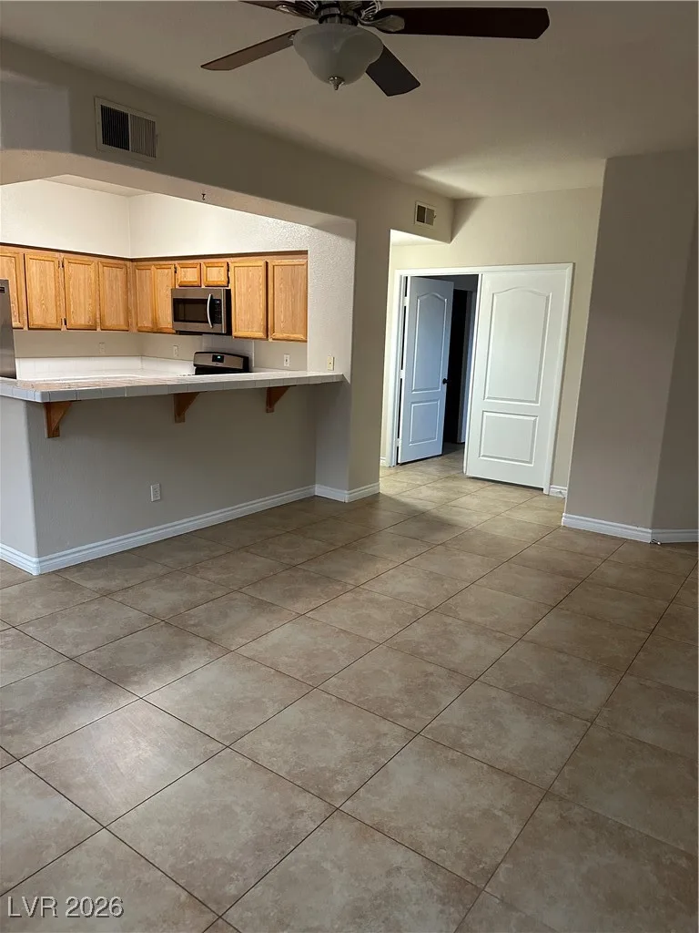 1404 Seward Street 104 — photo 3