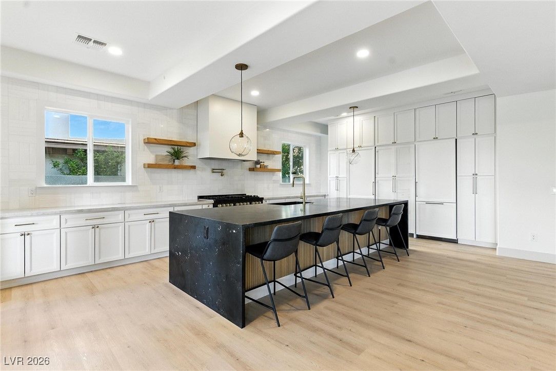 9408 Players Canyon Court — photo 3