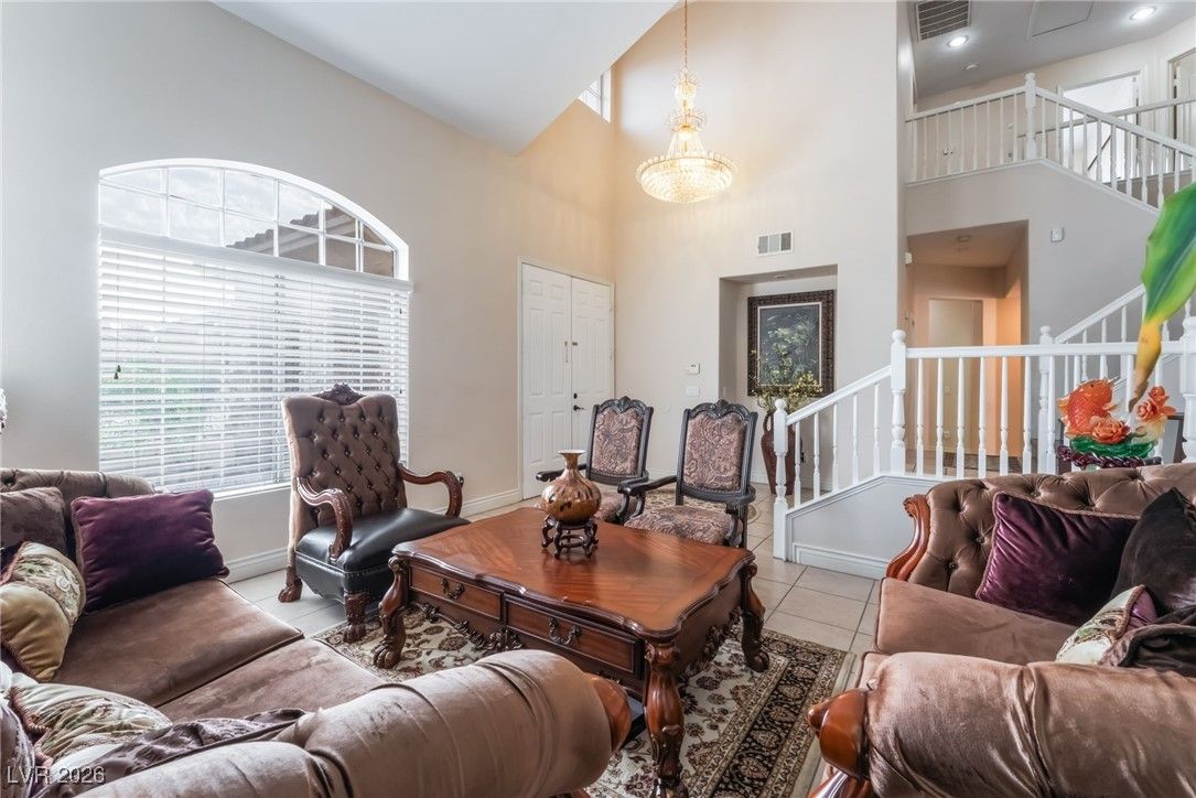 1717 Double Arrow Place — photo 2