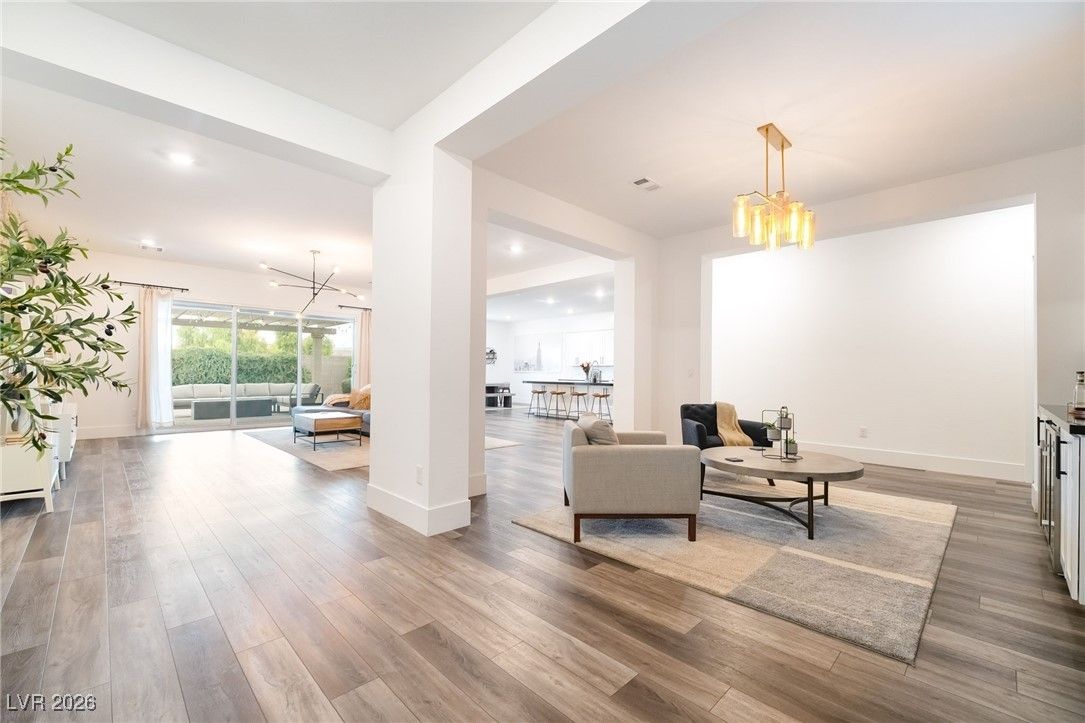 4109 Lailah Skye Avenue — photo 4