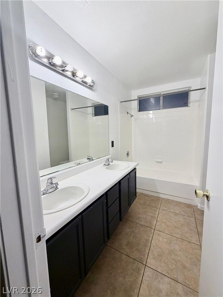 3710 Royal Fern Circle — photo 5 of 8
