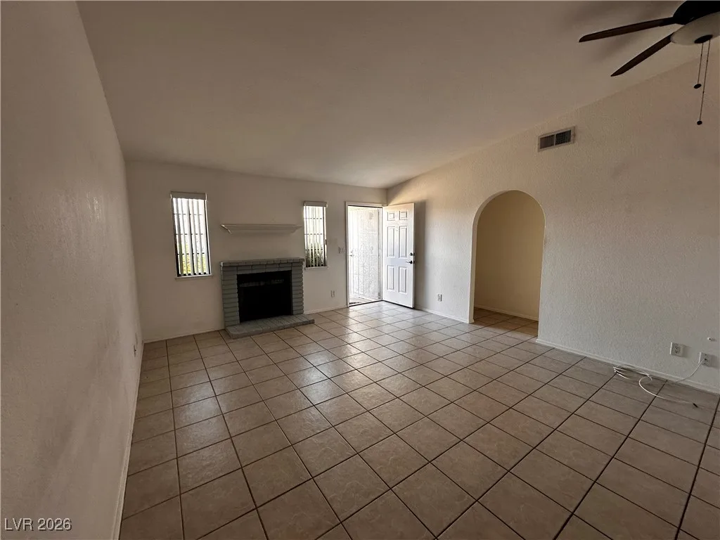 1826 Dunes Court — photo 3