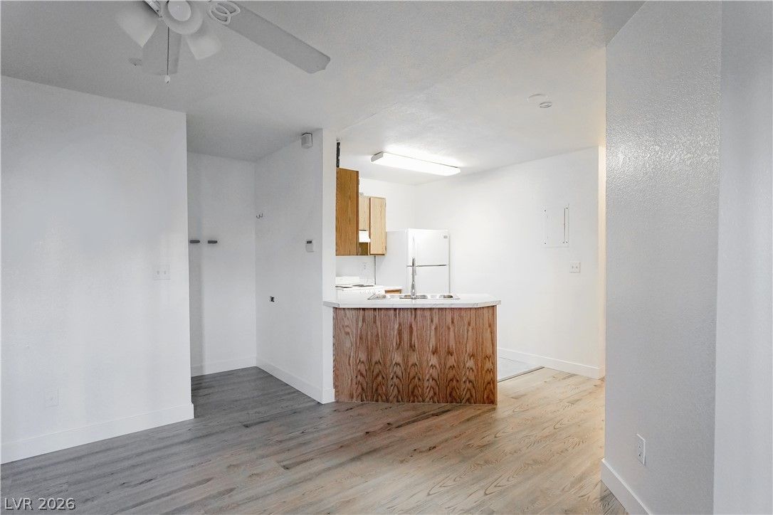 510 Elm Drive 106 — photo 5 of 28