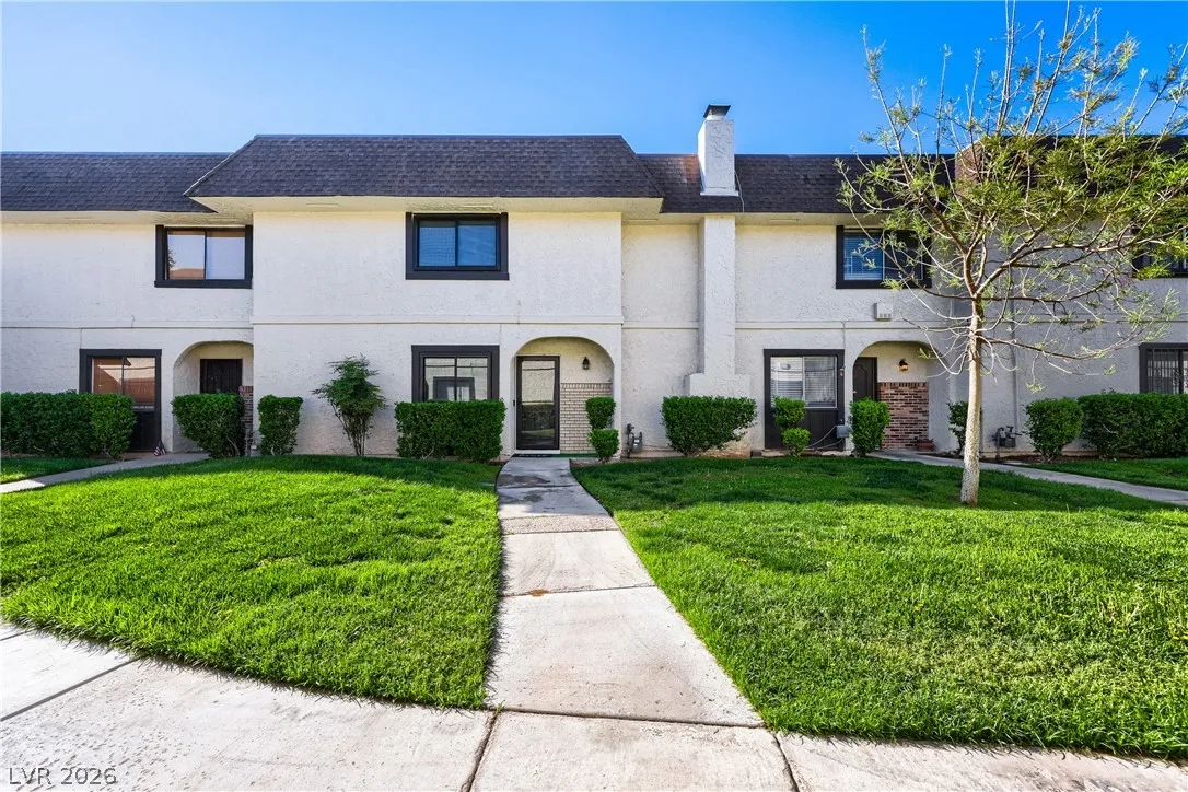4180 Flamingo Crest Drive 3 — photo 1