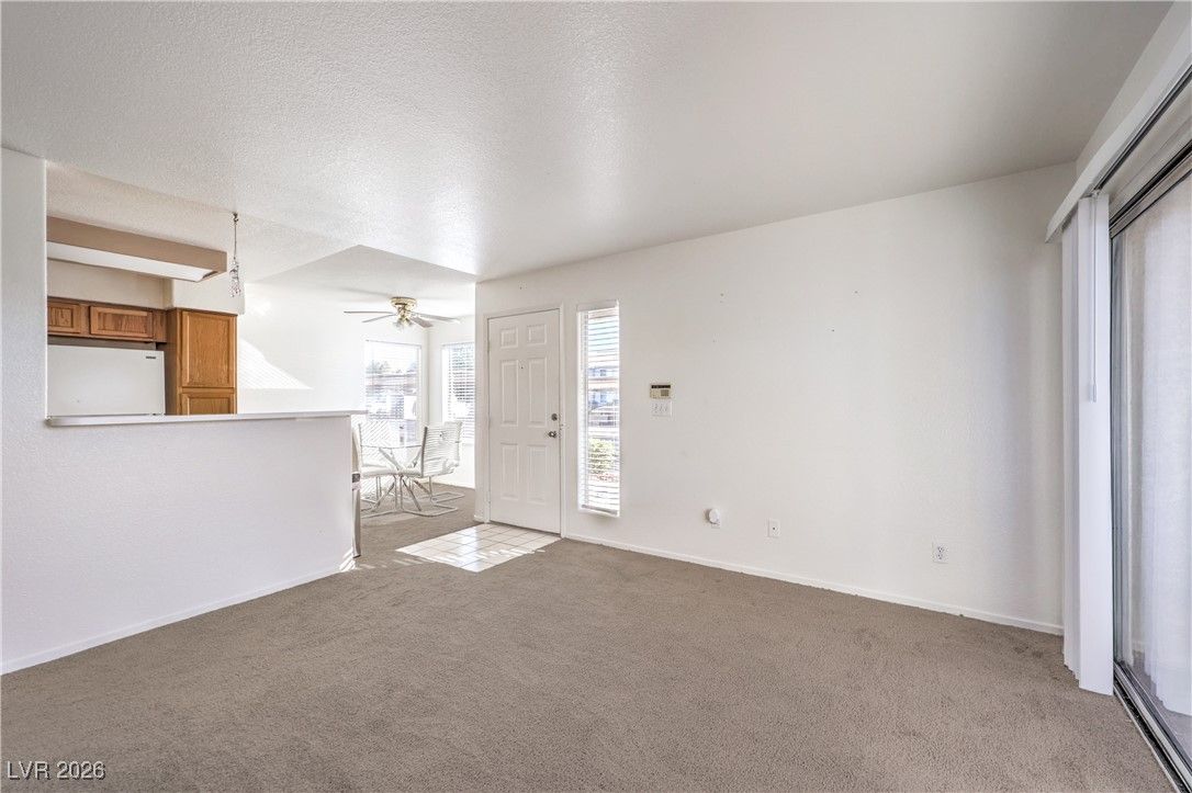 5265 Caspian Springs Drive 104 — photo 4 of 24