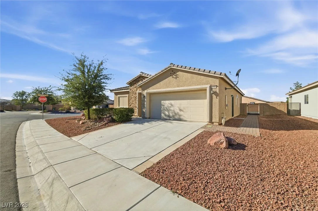 4480 La Grancia Court — photo 3