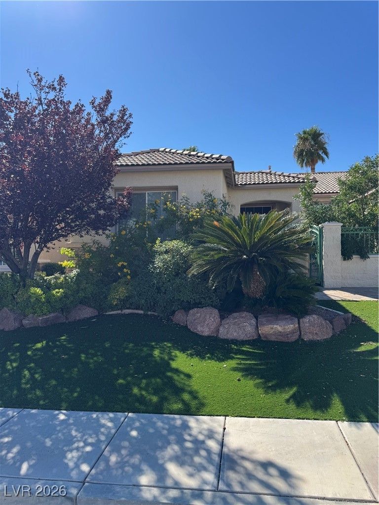 9927 Ridge Manor Avenue — photo 4 of 61