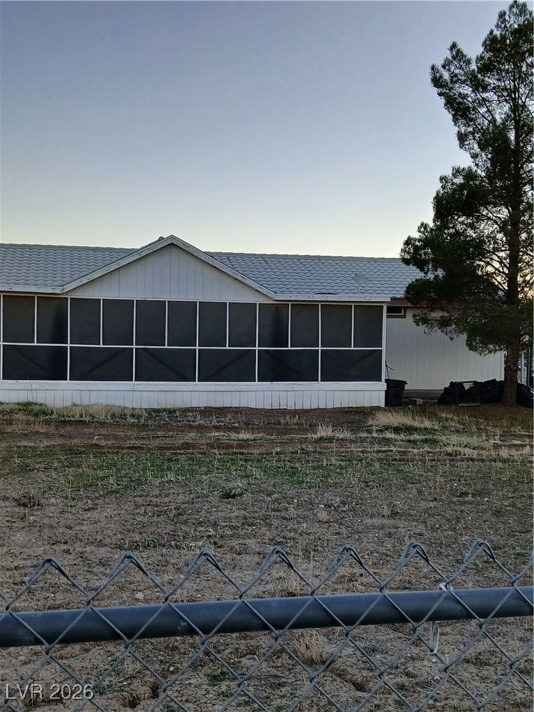 1831 West Wilson Road — photo 1 of 3