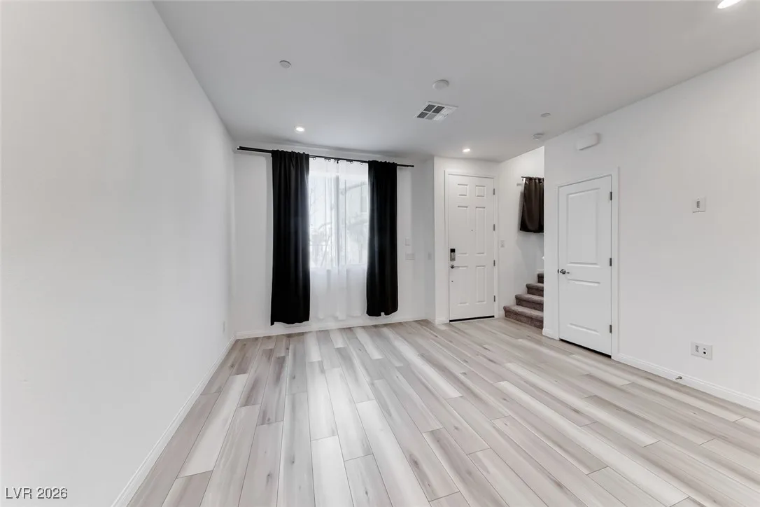 206 Wewatta Avenue — photo 5