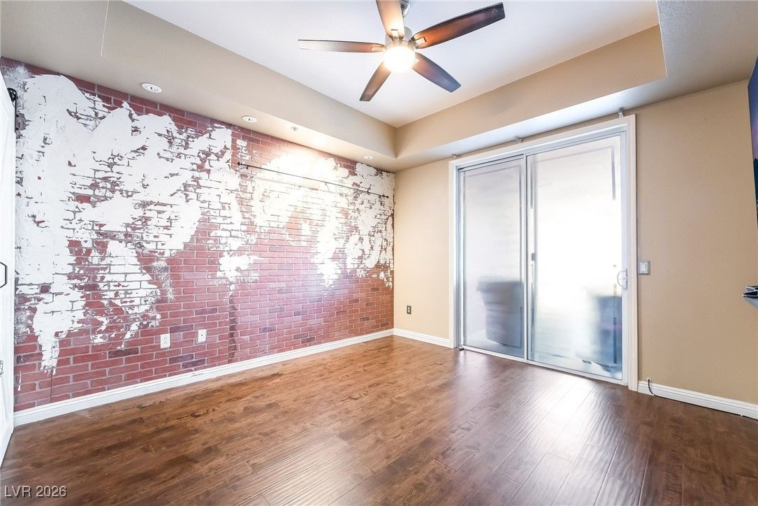 35 East Agate Avenue 201 — photo 4 of 28