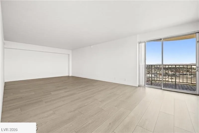 3111 Bel Air Drive 24G — photo 5