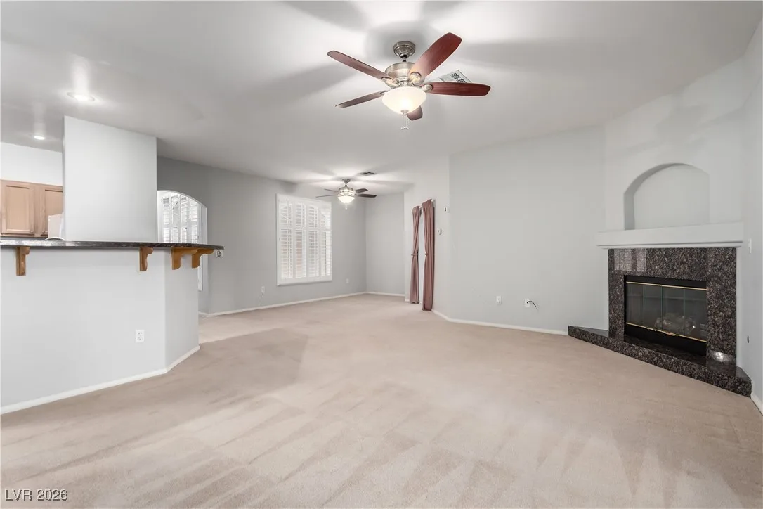 1708 Sky Of Red Drive 204 — photo 5