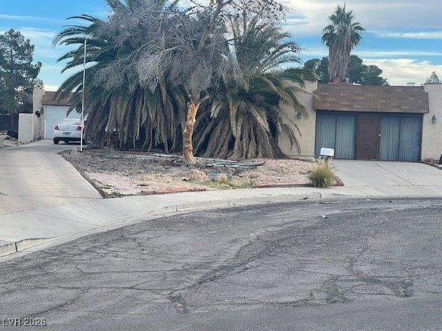 4816 Aveneda Sandia — photo 1 of 1