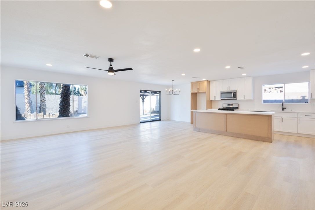 4319 Roanridge Avenue — photo 3
