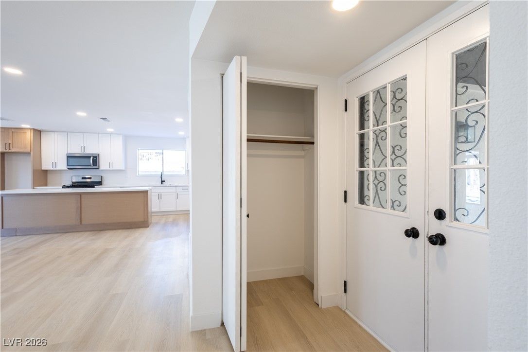 4319 Roanridge Avenue — photo 4