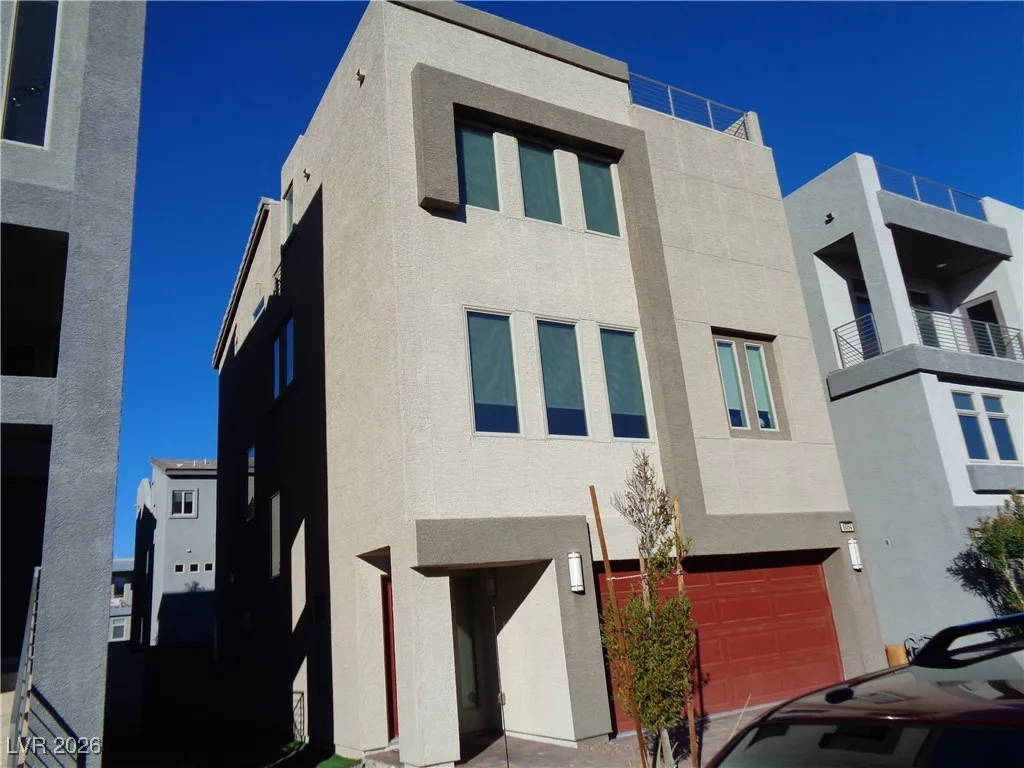 8054 Misty Canyon Avenue — photo 5