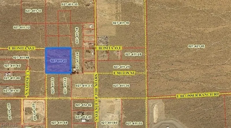 1561 East Bonita Avenue — photo 3
