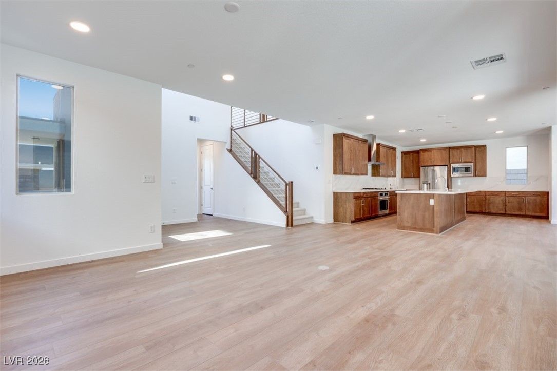 9228 Simon Street — photo 5