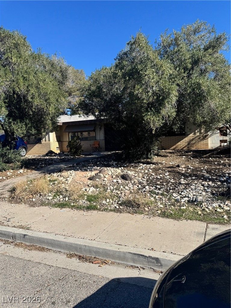 3200 Silver Saddle Street — photo 3 of 11