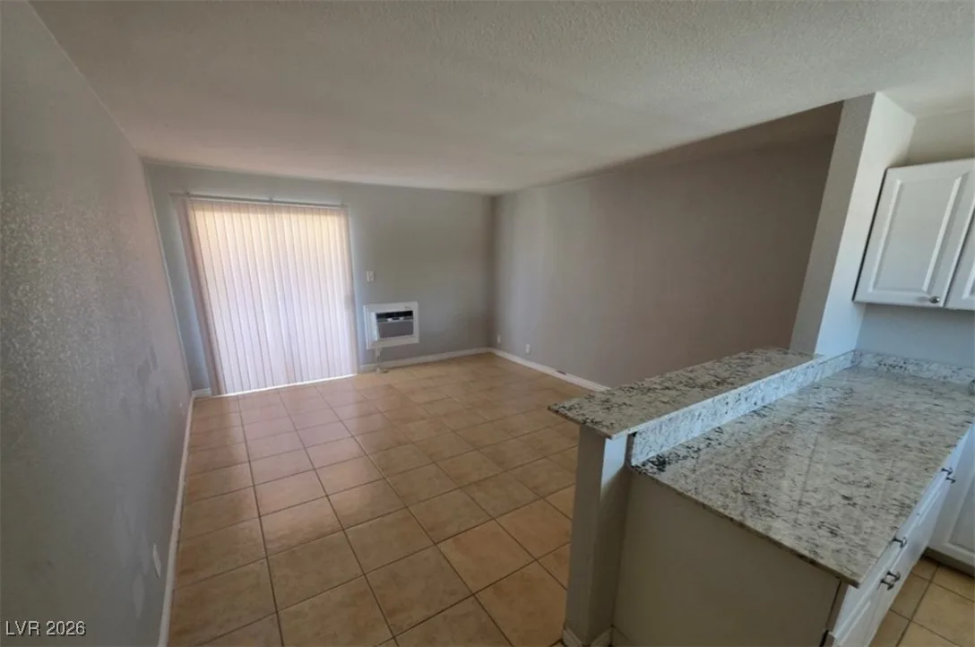 5440 Swenson Street 18 — photo 3