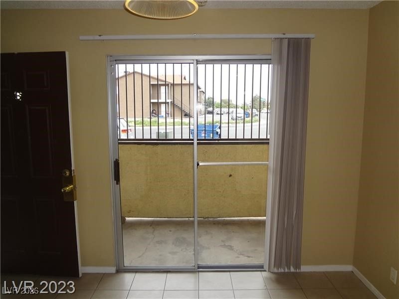 5456 Cabeza Drive B — photo 5 of 7