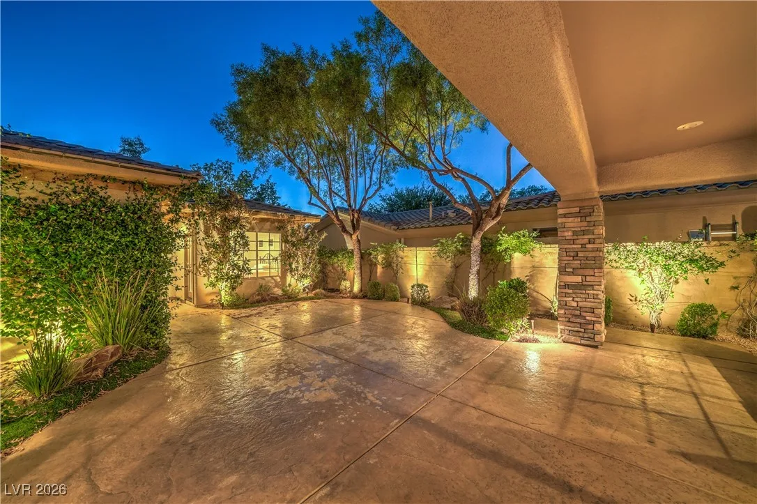 4 Emerald Dunes Circle — photo 2