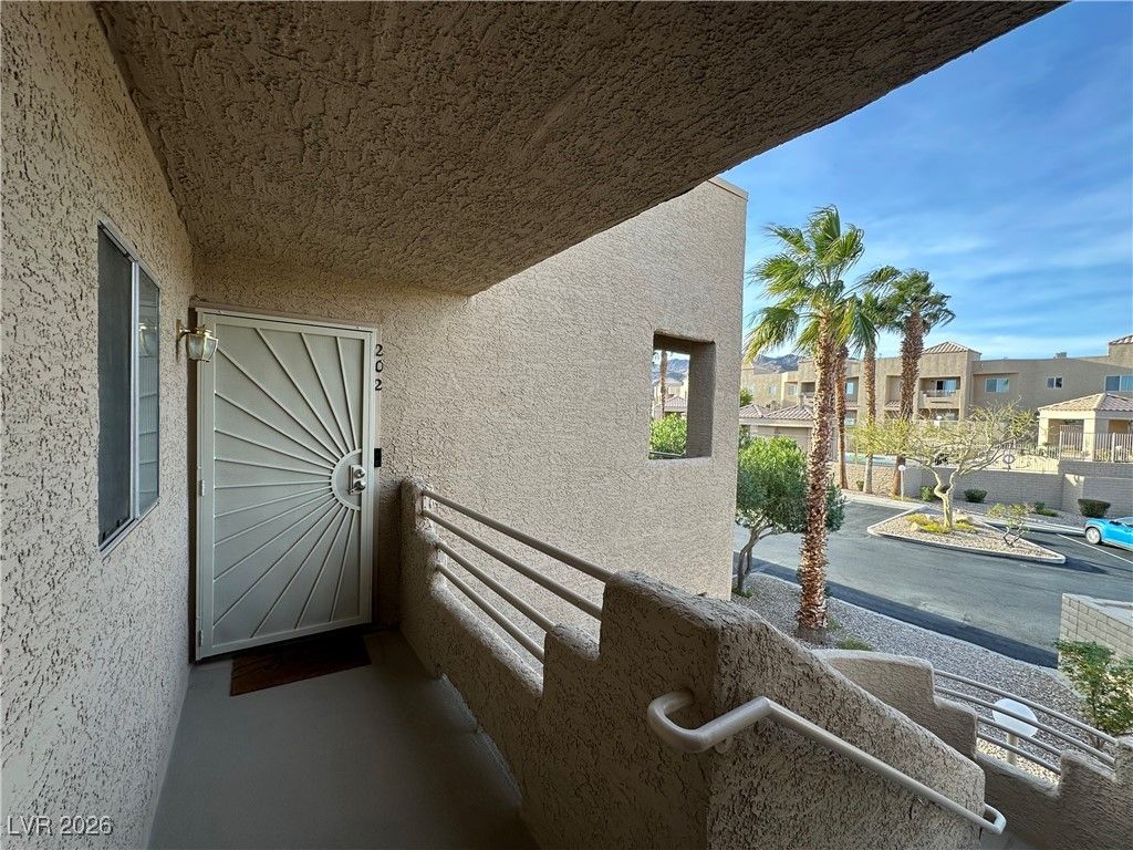 2191 Bay Club Drive 202 — photo 3