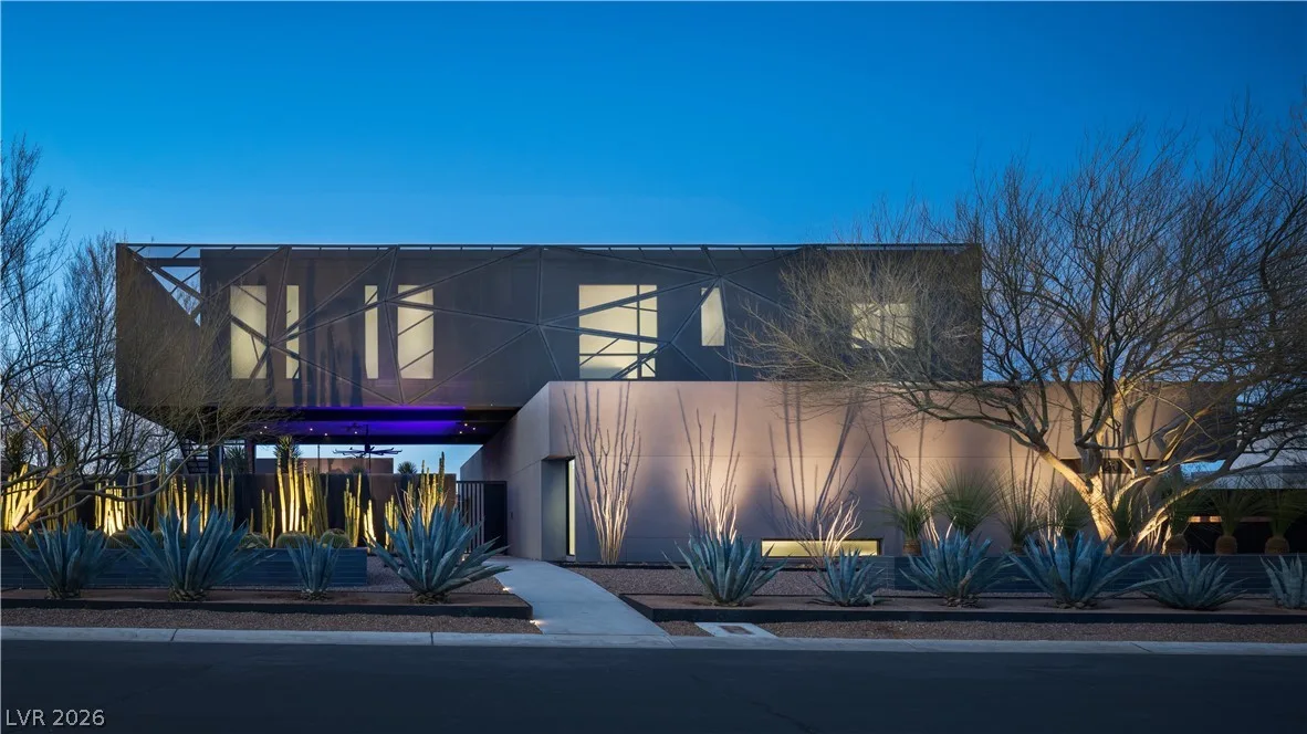 20 Soaring Bird Court — photo 2
