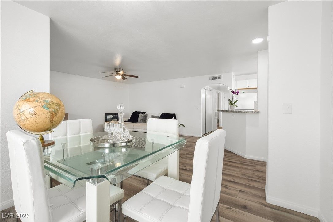 4428 West Lake Mead Boulevard 102 — photo 2