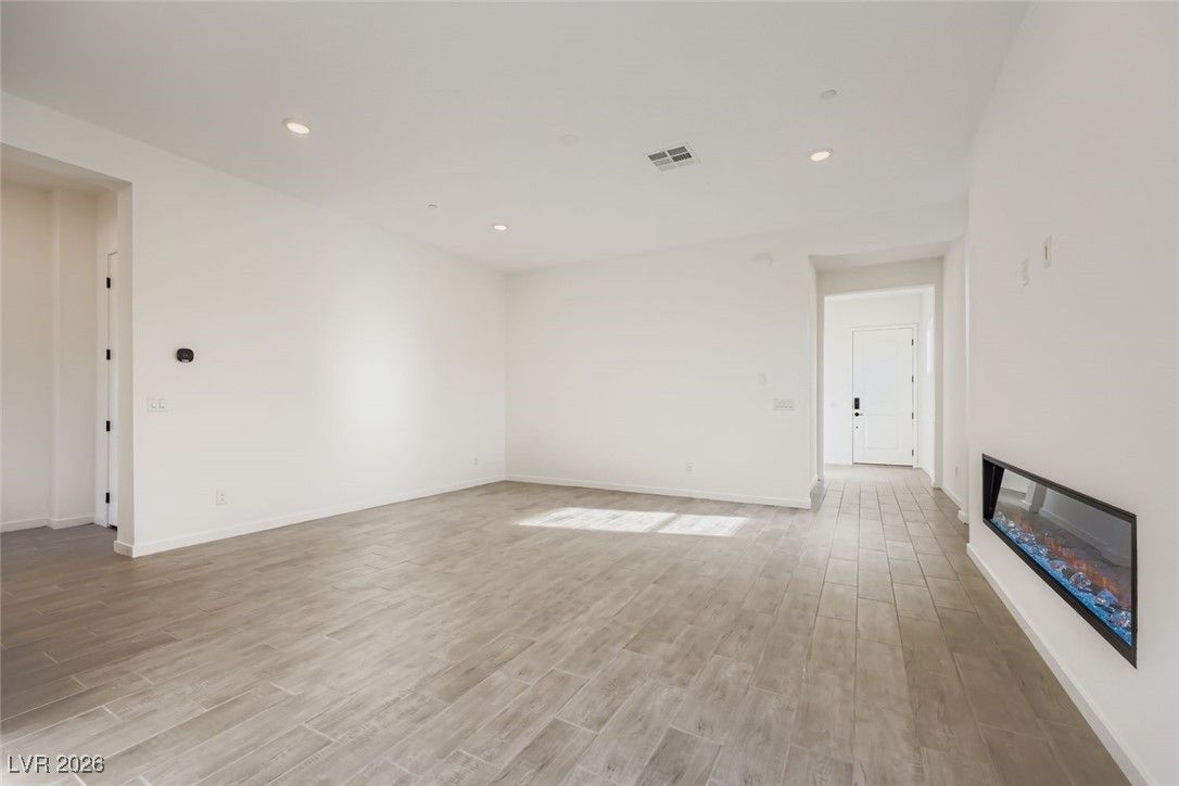135 Tropea Shore Drive — photo 4 of 19