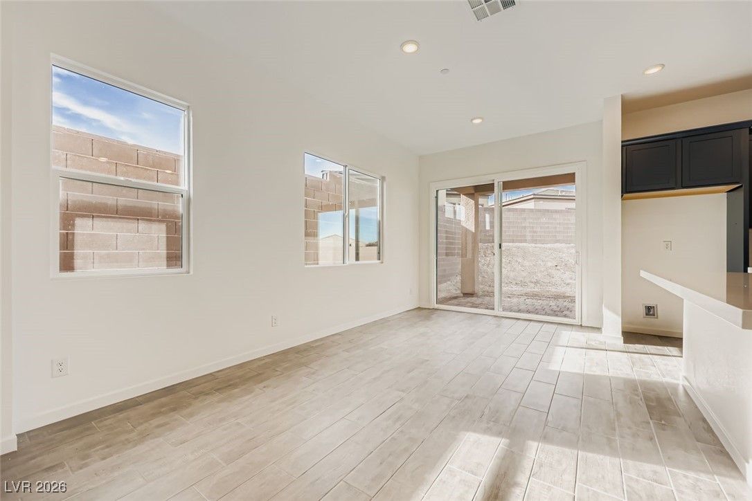 135 Tropea Shore Drive — photo 5 of 19
