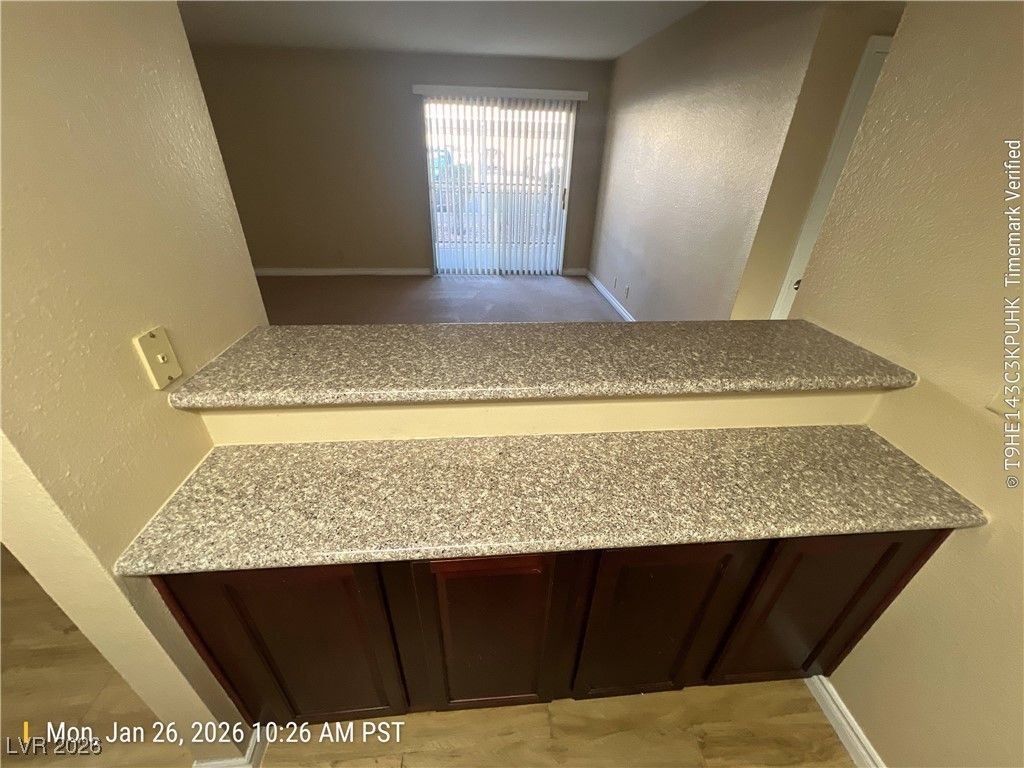 5242 River Glen Drive 441 — photo 5 of 11