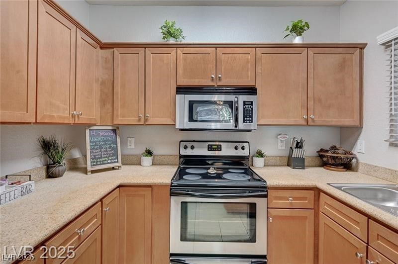 4400 South Jones Boulevard 1119 — photo 3