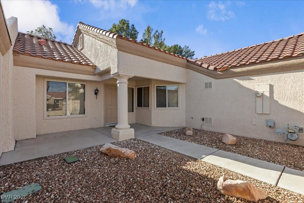 9521 Gold Bank Drive — photo 4