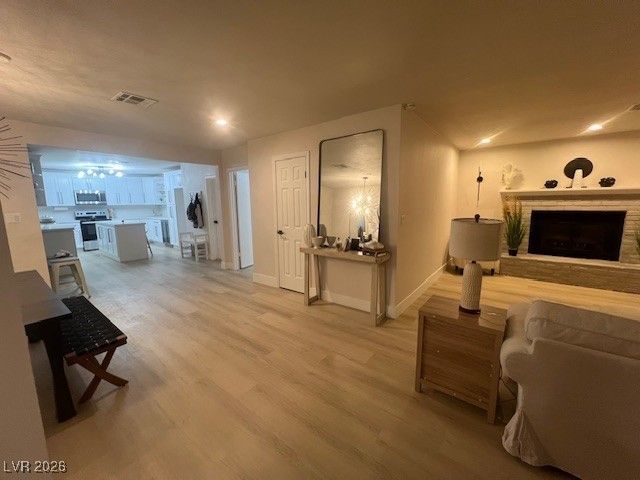 6213 Fairwood Avenue — photo 2