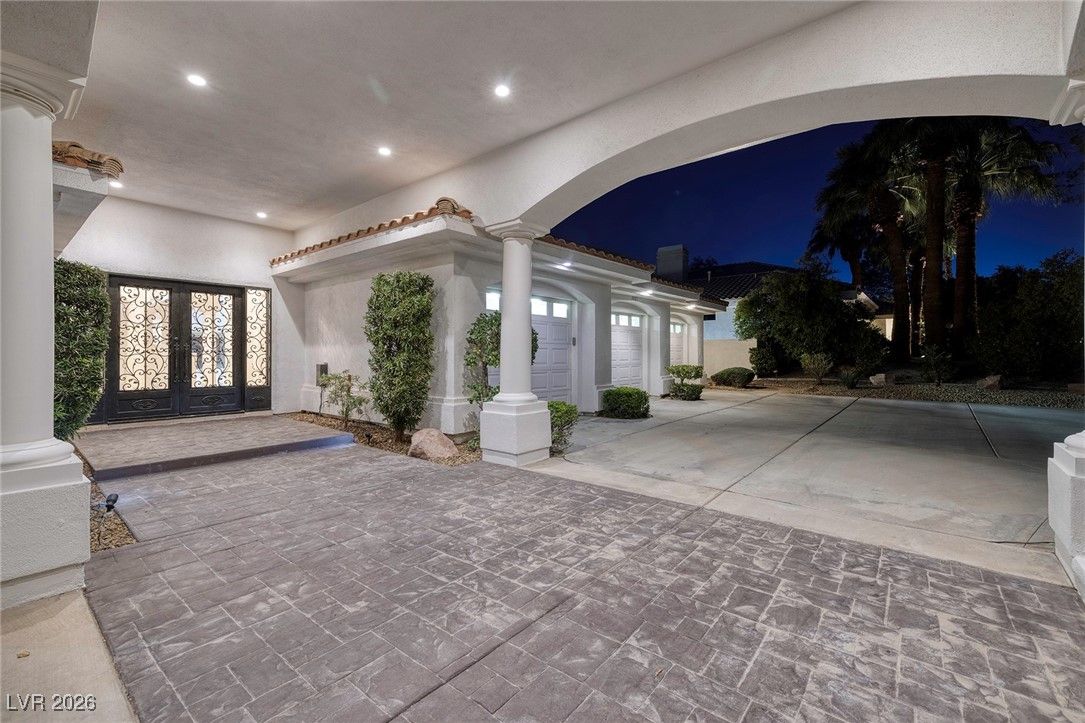 7421 Silver Palm Avenue — photo 2