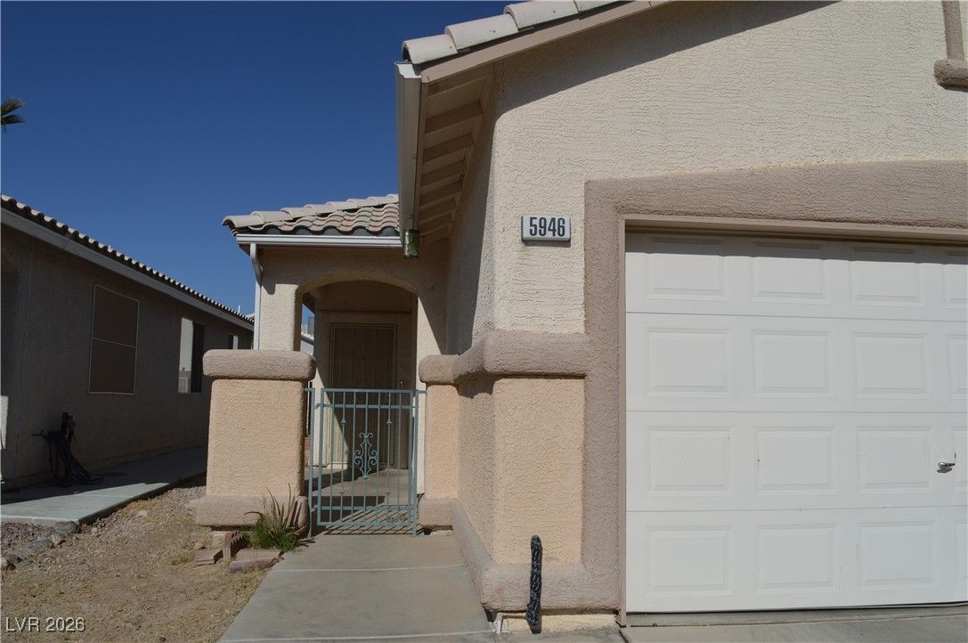 5946 Autumn Harvest Avenue — photo 3