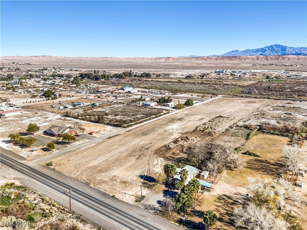 1080 North Moapa Valley Boulevard — photo 3 of 17
