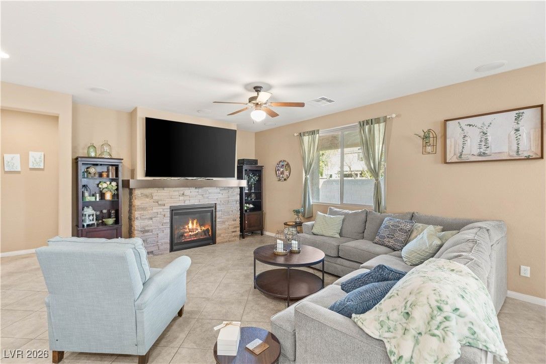 5776 Silver Cascade Avenue — photo 2 of 25