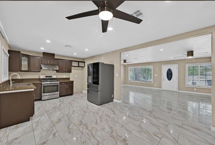 905 Vaughn Street — photo 5