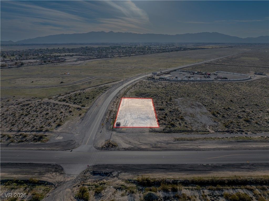 3900 South Frontage Road — photo 2