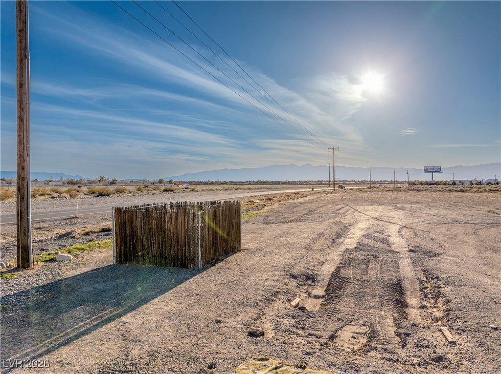 3900 South Frontage Road — photo 5
