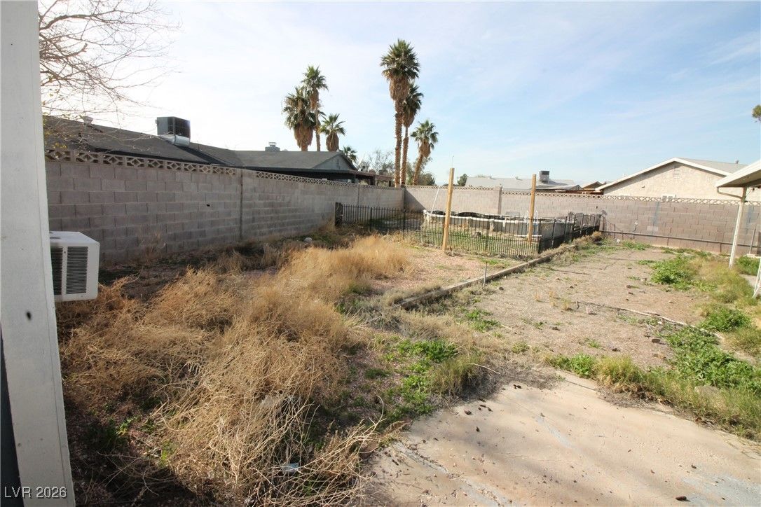 4135 Comb Circle — photo 3