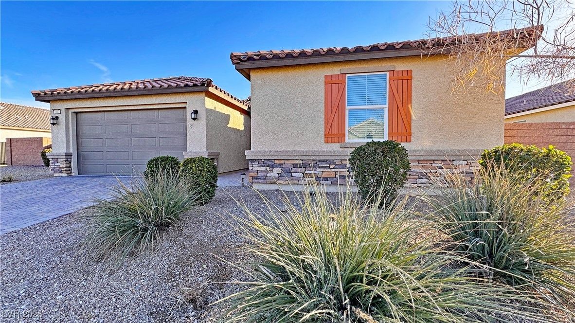 2697 Blossom Avenue — photo 4