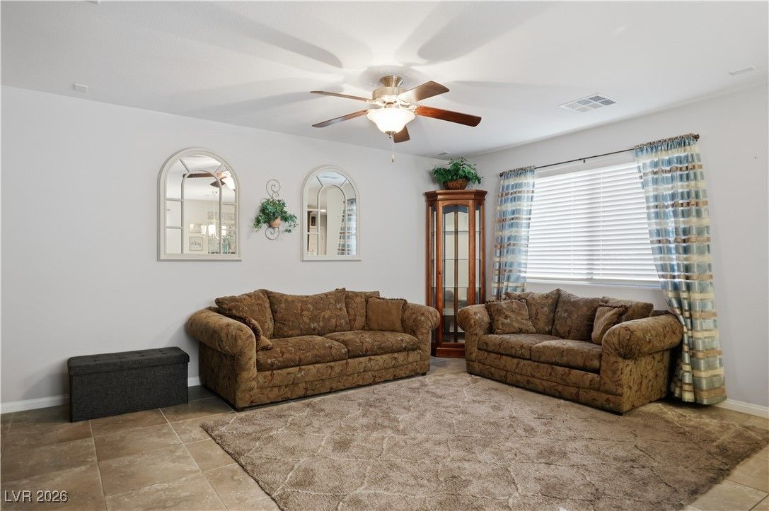 2787 Chetco River Court — photo 5 of 29
